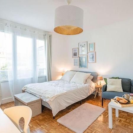 Suresnes : Appart Cosy Au Pied De Paris La Defense Lägenhet Exteriör bild