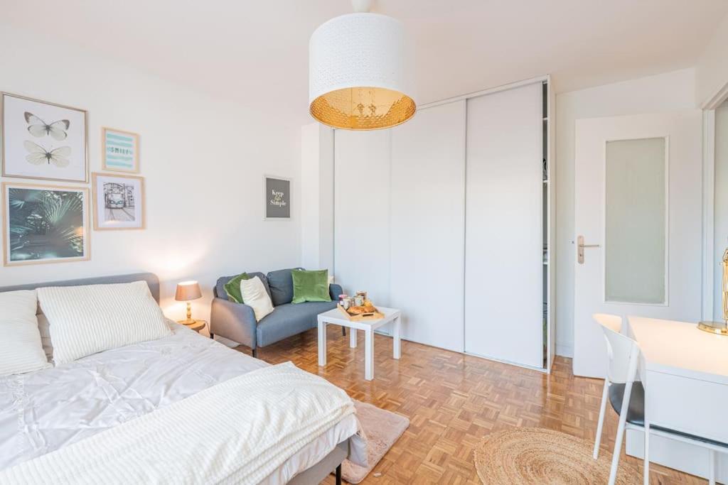 Suresnes : Appart Cosy Au Pied De Paris La Defense Lägenhet Exteriör bild